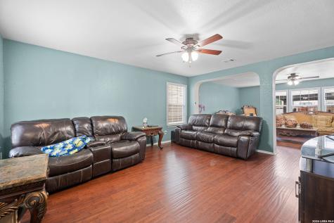 5019 Green Post San Antonio TX 78223
