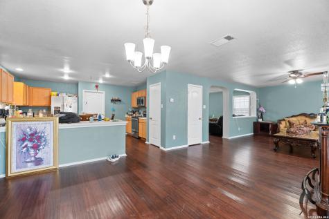 5019 Green Post San Antonio TX 78223