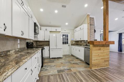 11342 Fish Springs San Antonio TX 78245