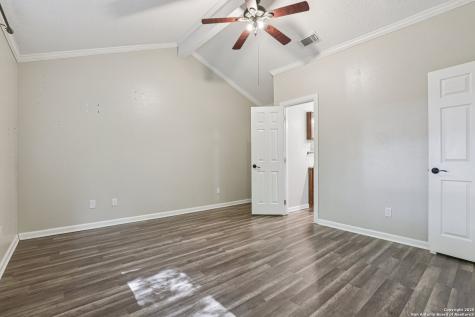 11342 Fish Springs San Antonio TX 78245