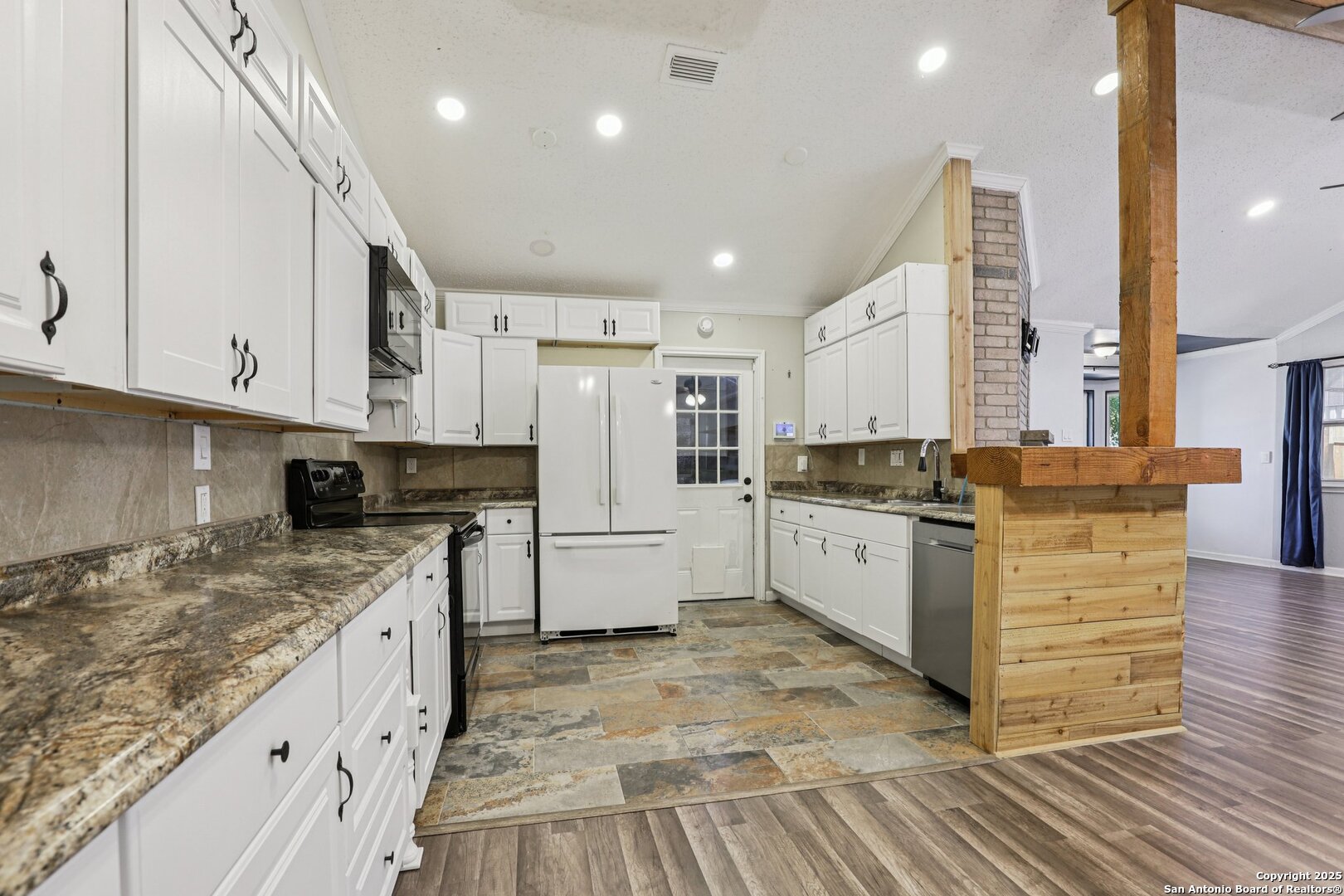11342 Fish Springs San Antonio TX 78245