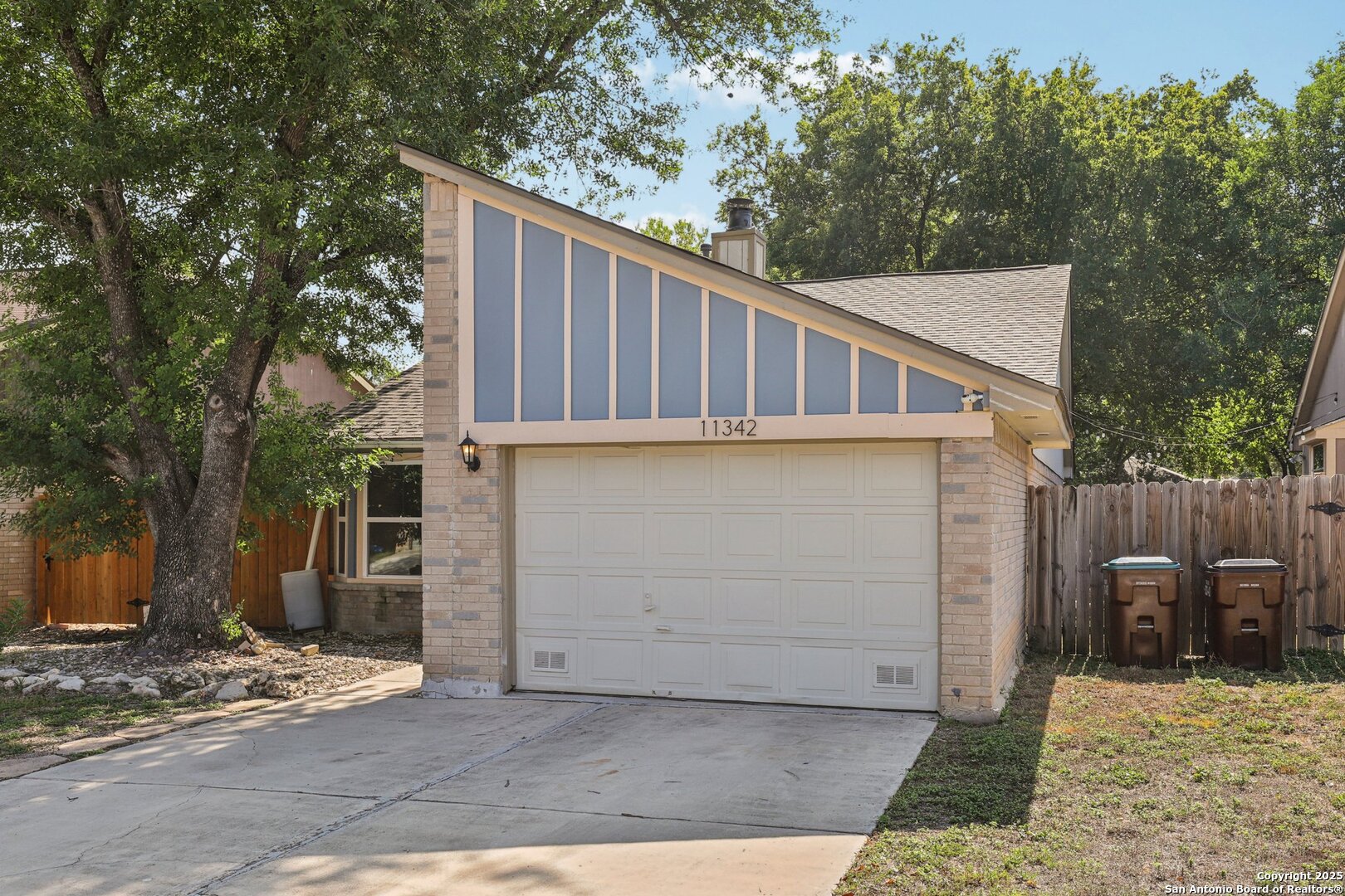 11342 Fish Springs San Antonio TX 78245