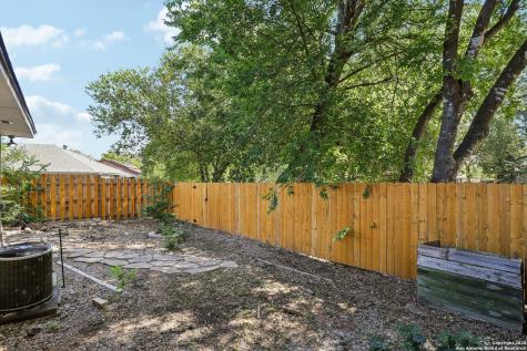 11342 Fish Springs San Antonio TX 78245