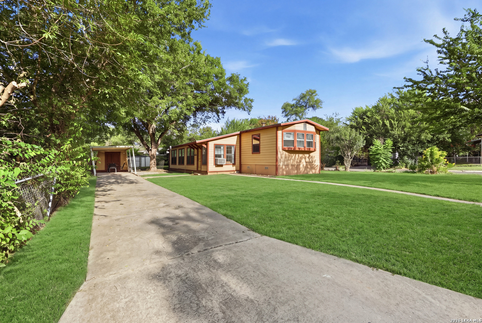 8561 Braewick Drive San Antonio TX 78239