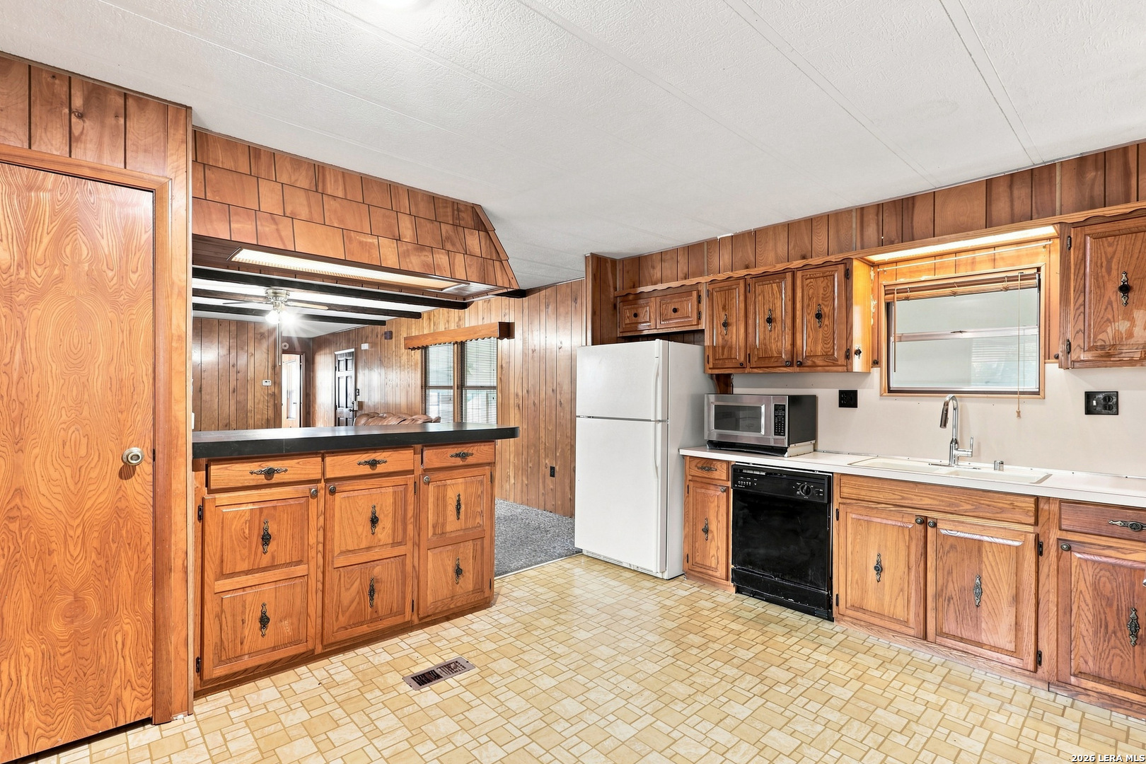 8561 Braewick Drive San Antonio TX 78239