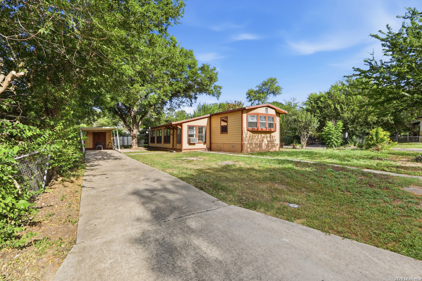 8561 Braewick Drive San Antonio TX 78239