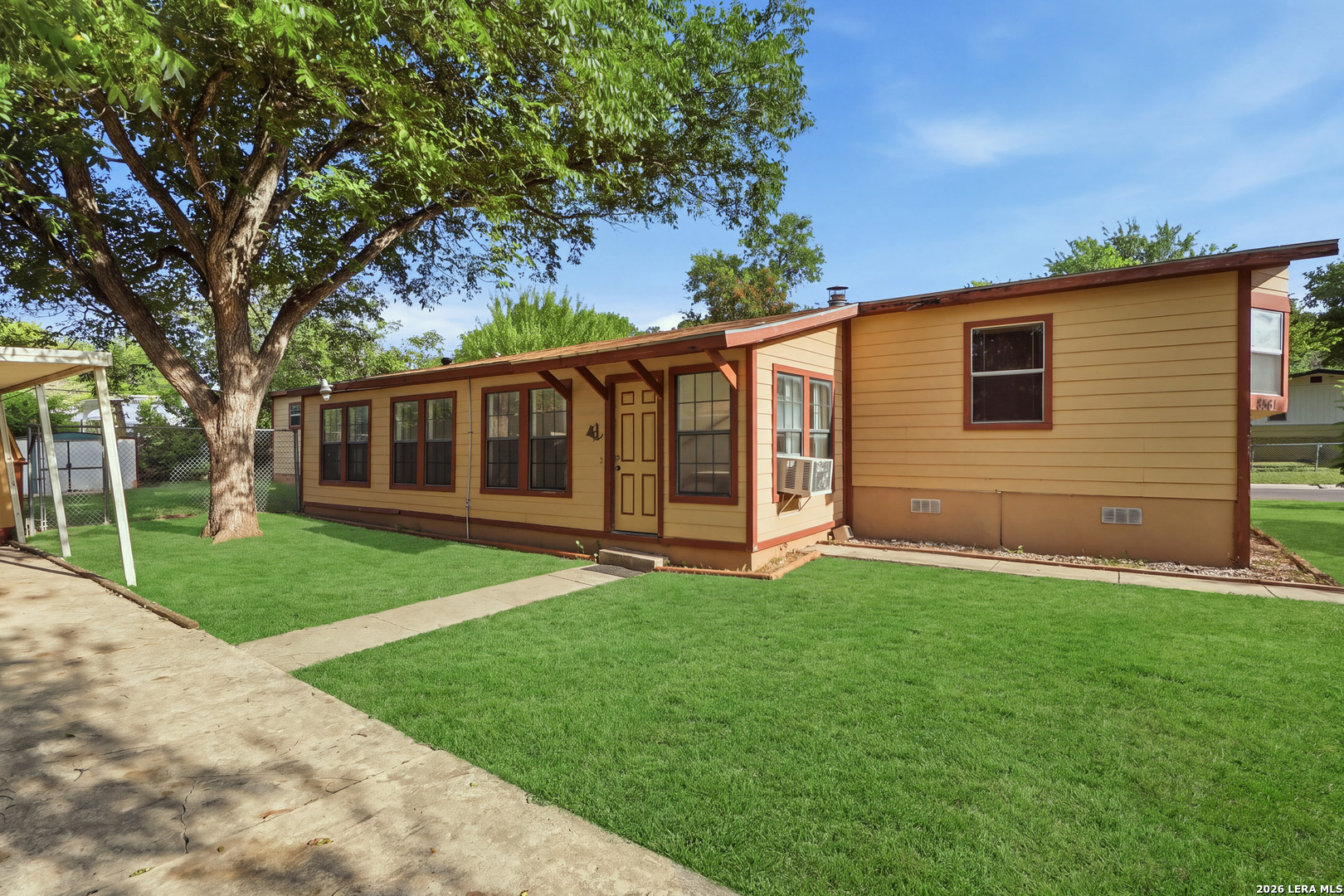 8561 Braewick Drive San Antonio TX 78239