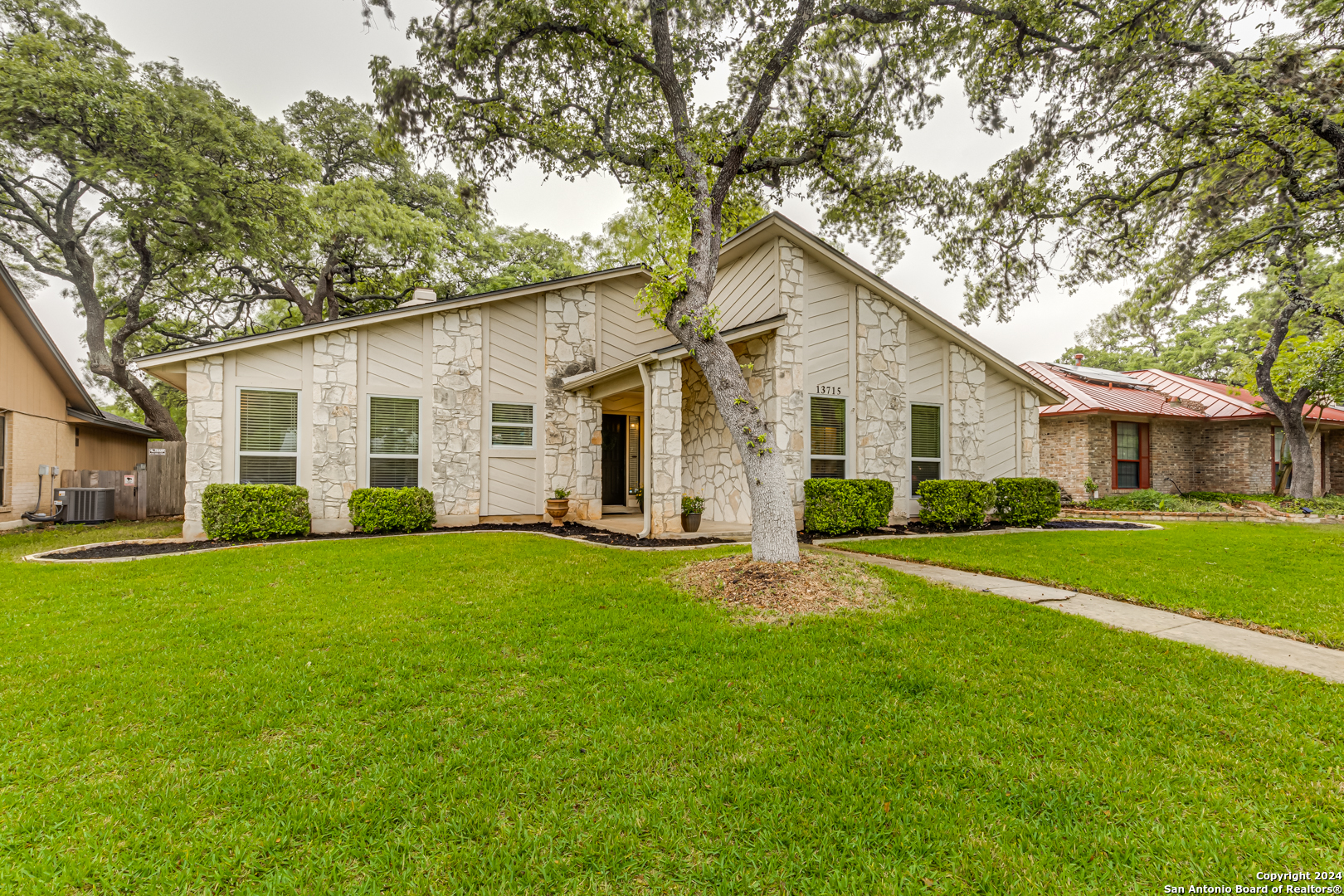 13715 Forest Rock Drive San Antonio TX 78231