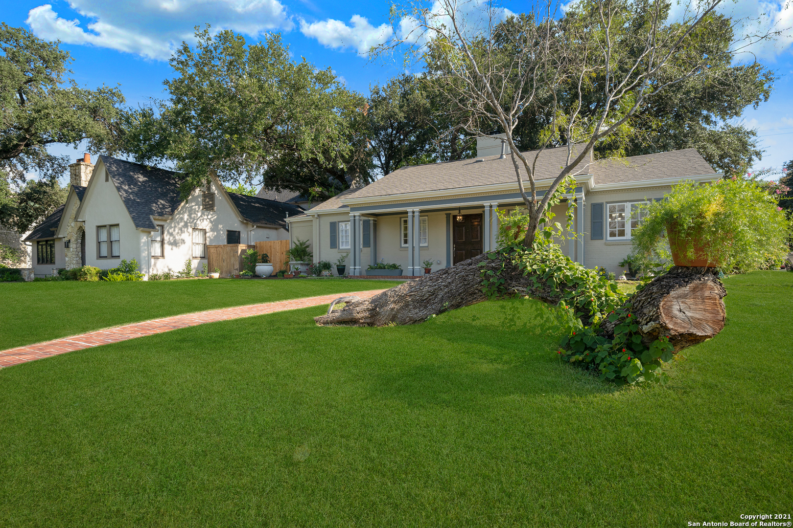 240 W Lullwood Avenue San Antonio TX 78212