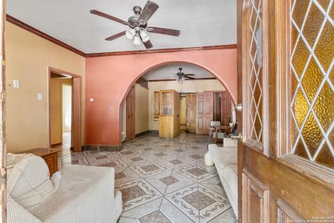 315 N Richter San Antonio TX 78207