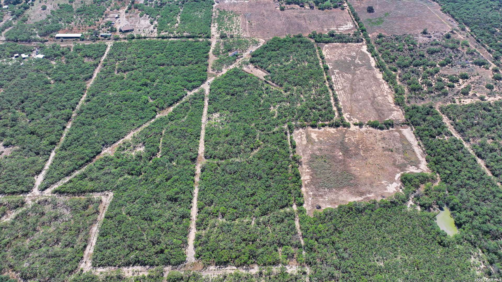 2822 Tomblin Road Bigfoot TX 78005