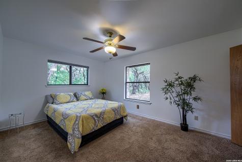 25627 Dull Knife Trail San Antonio TX 78255