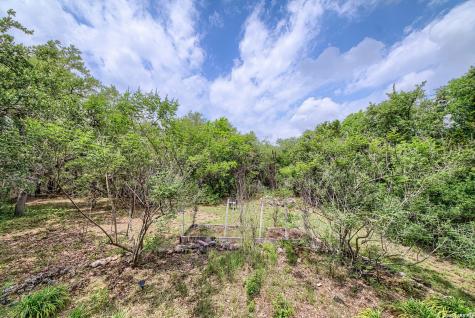 25627 Dull Knife Trail San Antonio TX 78255