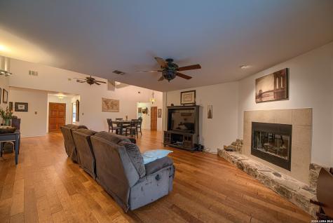 25627 Dull Knife Trail San Antonio TX 78255