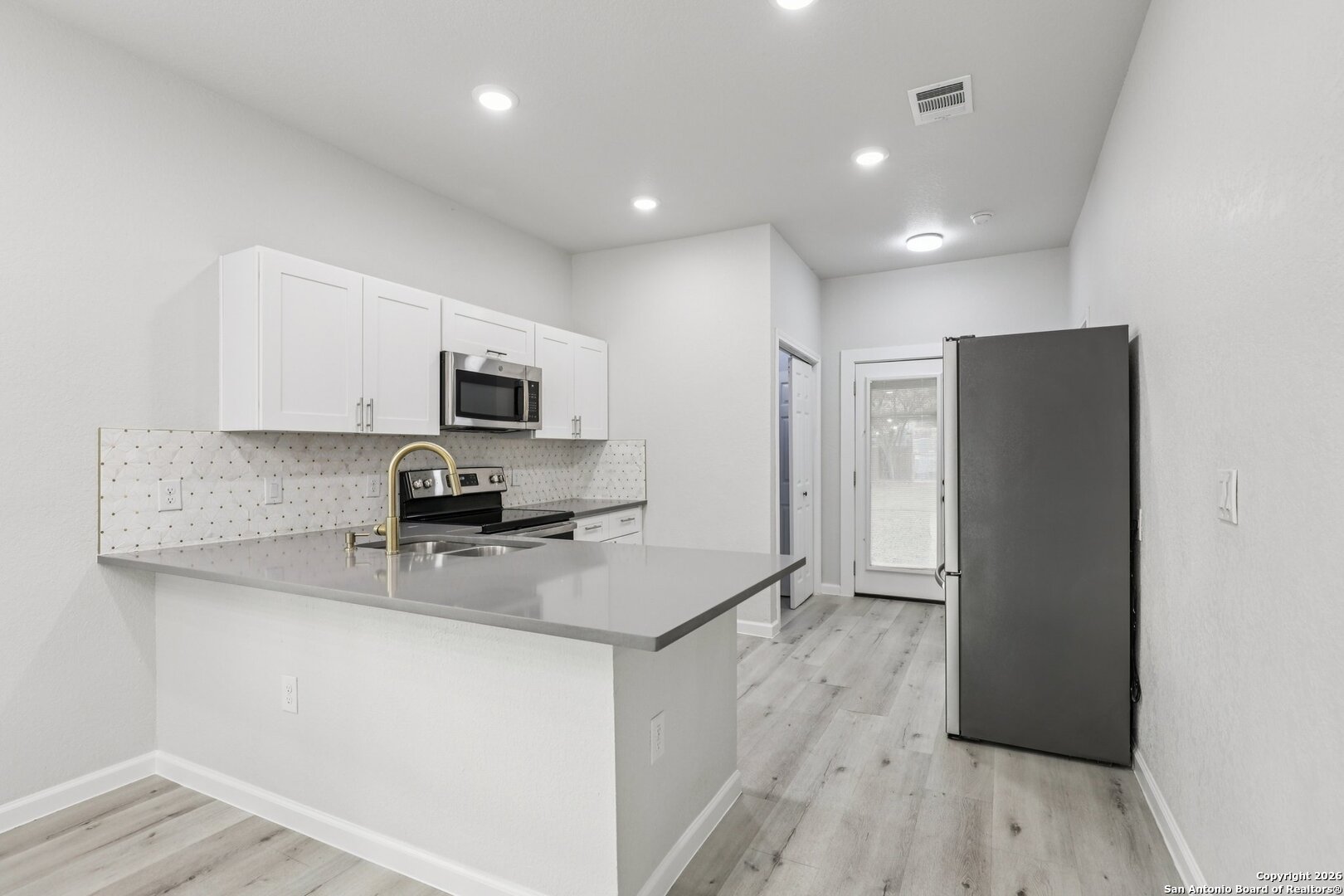 109 Utah San Antonio TX 78210
