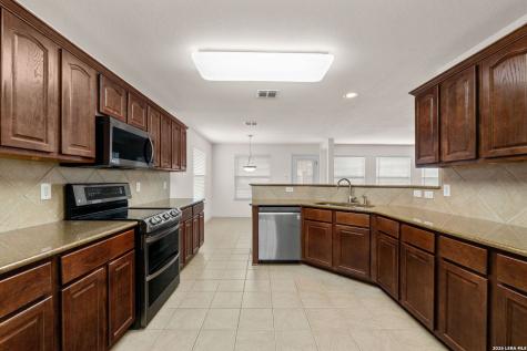 9727 Krier Court Converse TX 78109