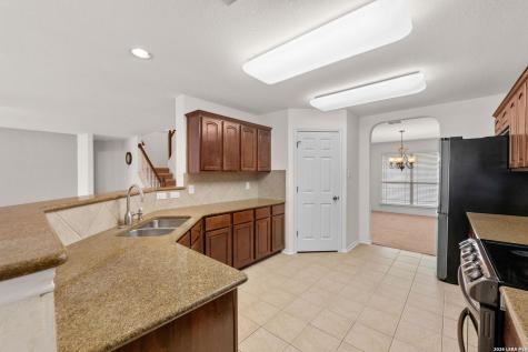 9727 Krier Court Converse TX 78109