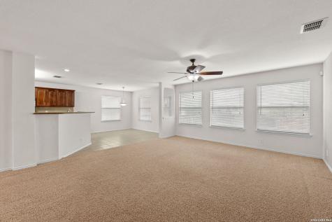 9727 Krier Court Converse TX 78109