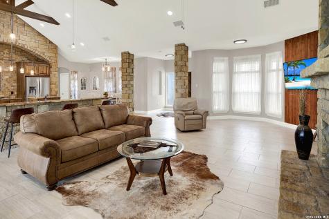 300 Rose Meadow Drive La Vernia TX 78121