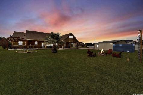 300 Rose Meadow Drive La Vernia TX 78121
