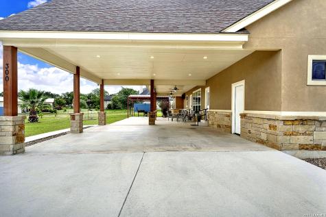 300 Rose Meadow Drive La Vernia TX 78121