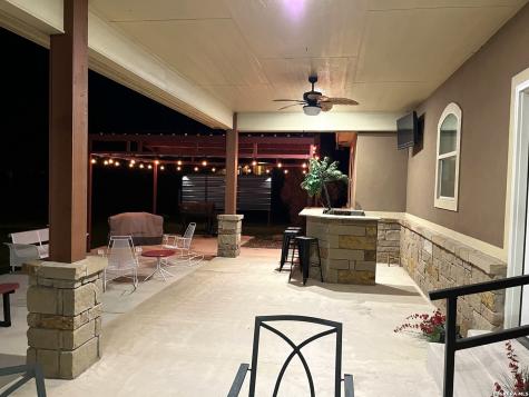 300 Rose Meadow Drive La Vernia TX 78121