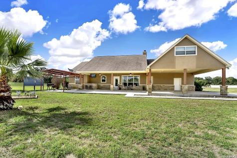 300 Rose Meadow Drive La Vernia TX 78121