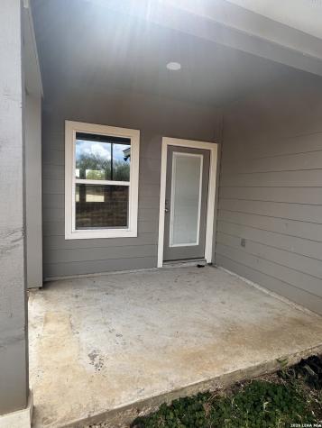 604 Mustang Circle Nixon TX 78140