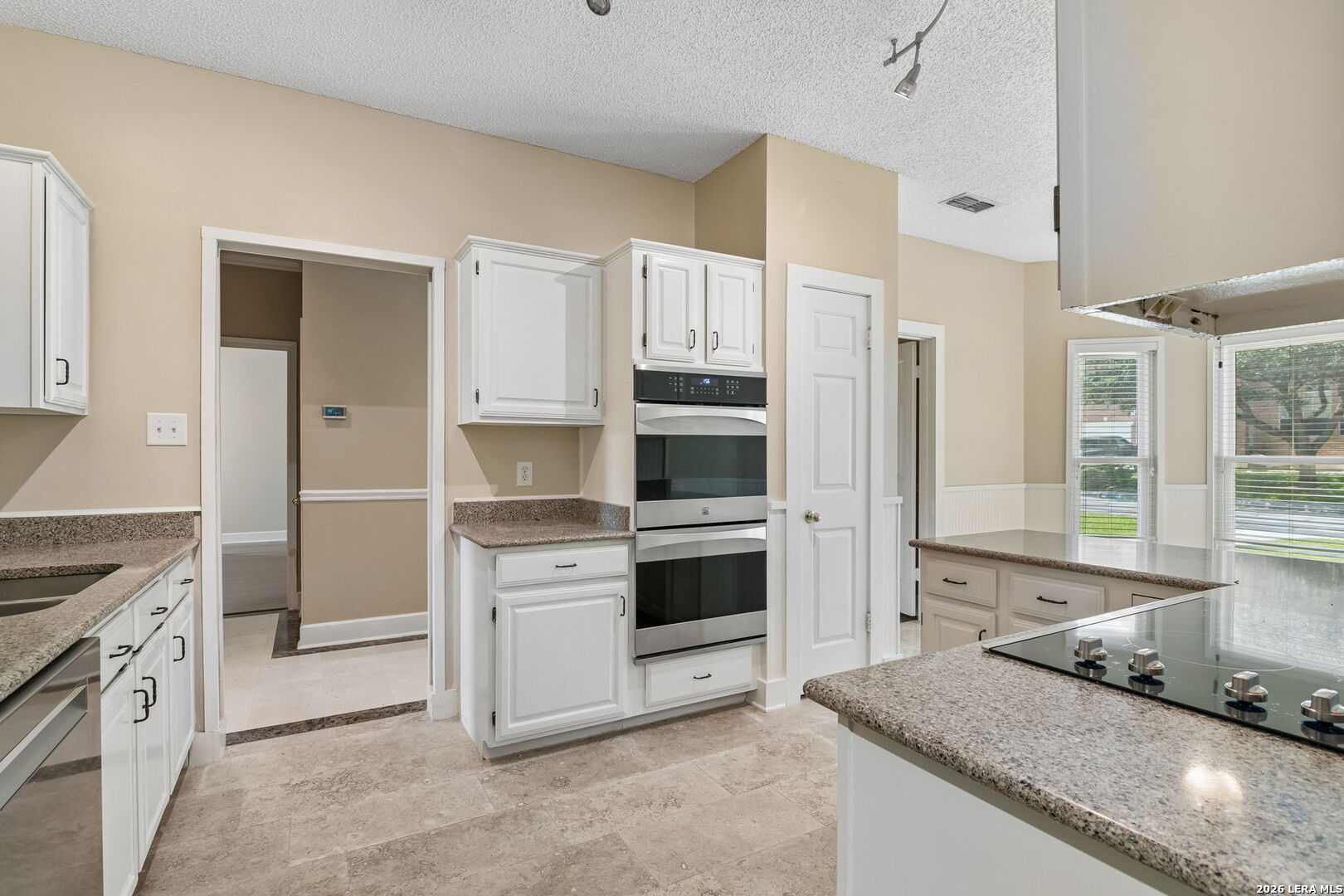 25010 Arrow Ridge San Antonio TX 78258