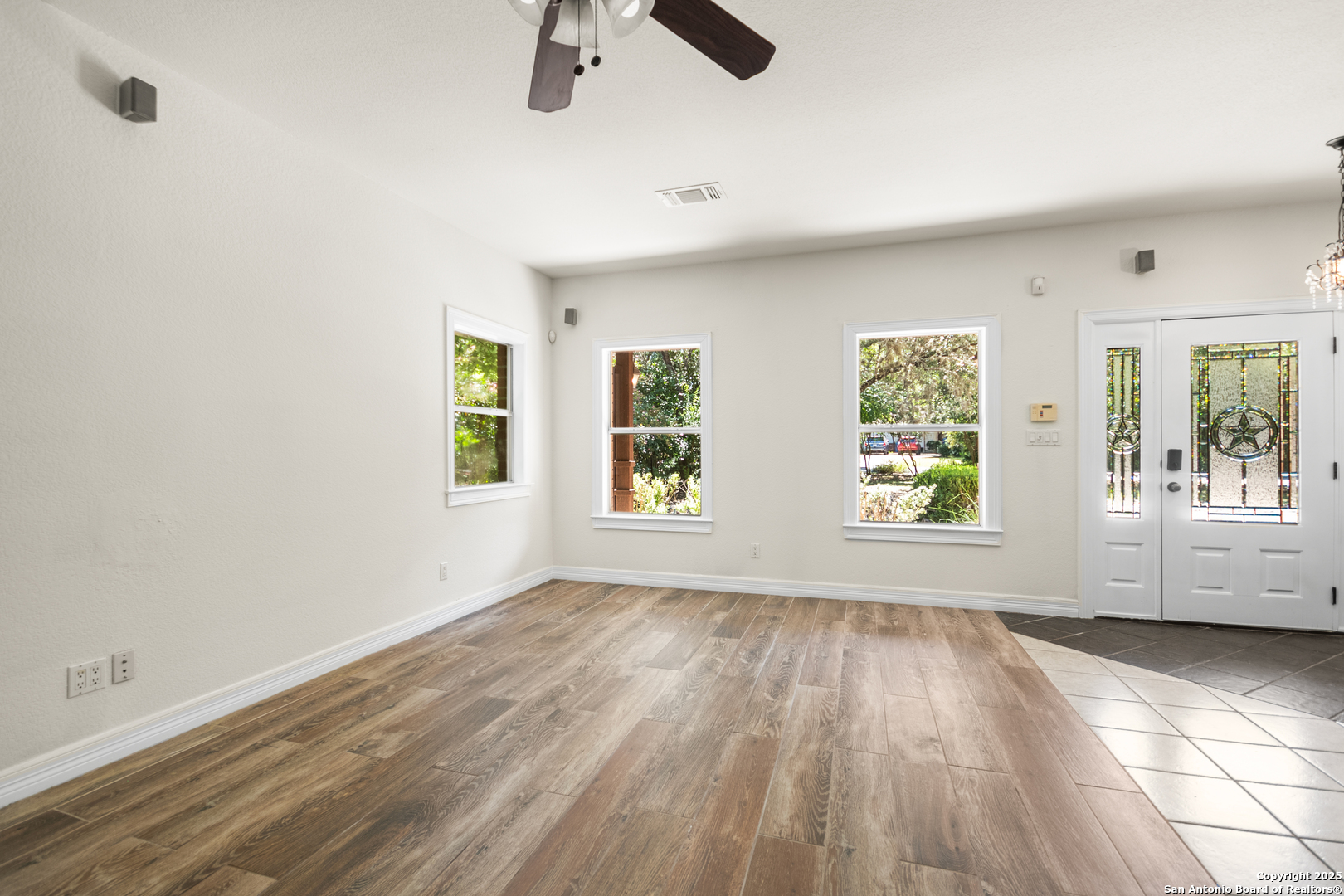 15125 Flying Circle Helotes TX 78023