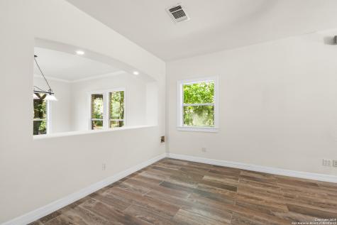 15125 Flying Circle Helotes TX 78023