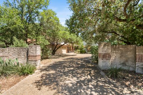 15125 Flying Circle Helotes TX 78023