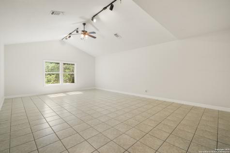 15125 Flying Circle Helotes TX 78023