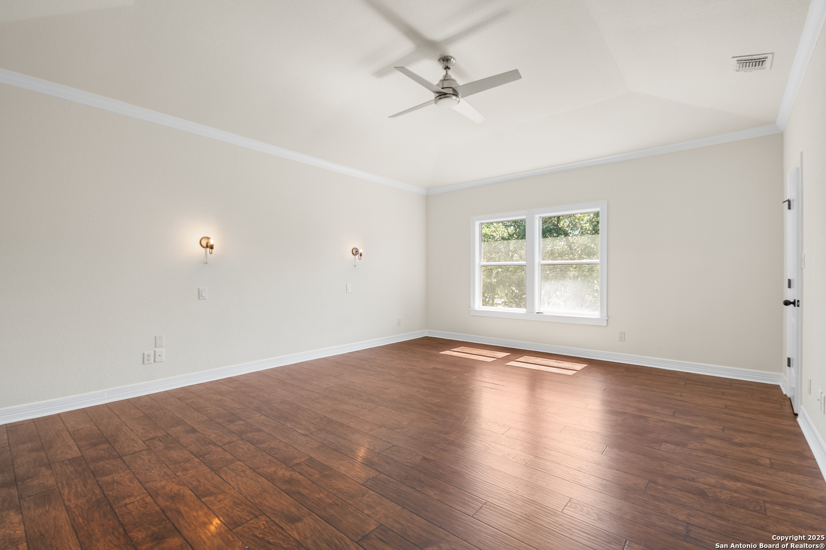 15125 Flying Circle Helotes TX 78023