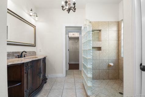 15125 Flying Circle Helotes TX 78023