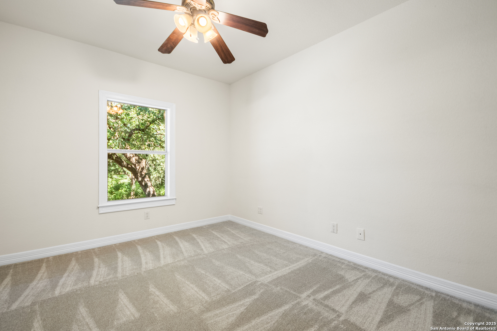 15125 Flying Circle Helotes TX 78023