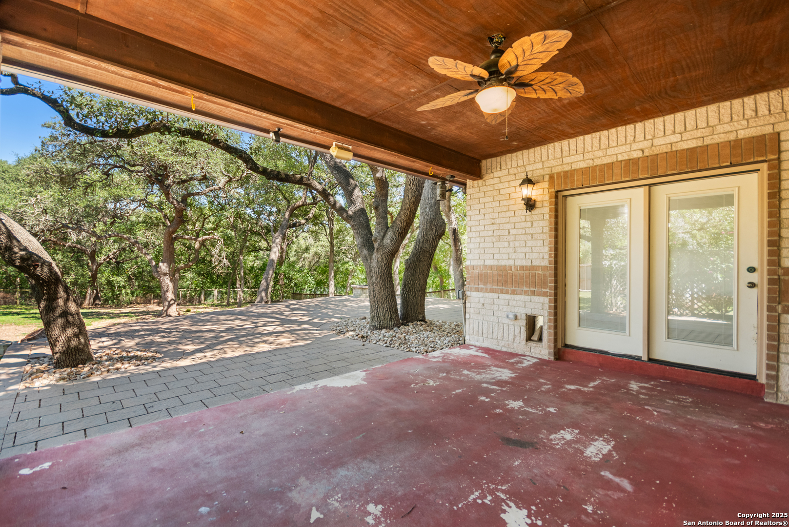 15125 Flying Circle Helotes TX 78023