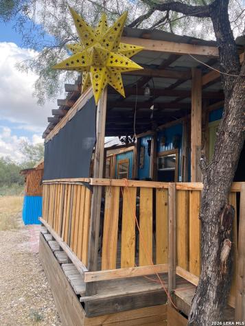 245 Maverick El Indio TX 78860