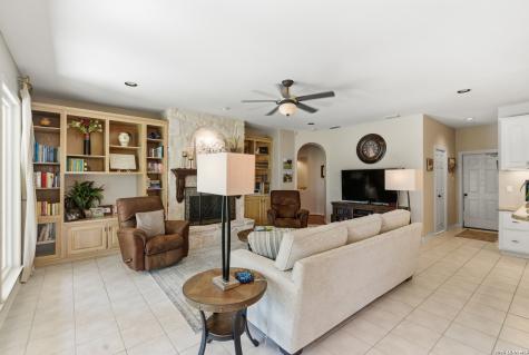 29615 Fairway Bluff Fair Oaks Ranch TX 78015