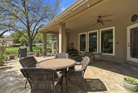 29615 Fairway Bluff Fair Oaks Ranch TX 78015