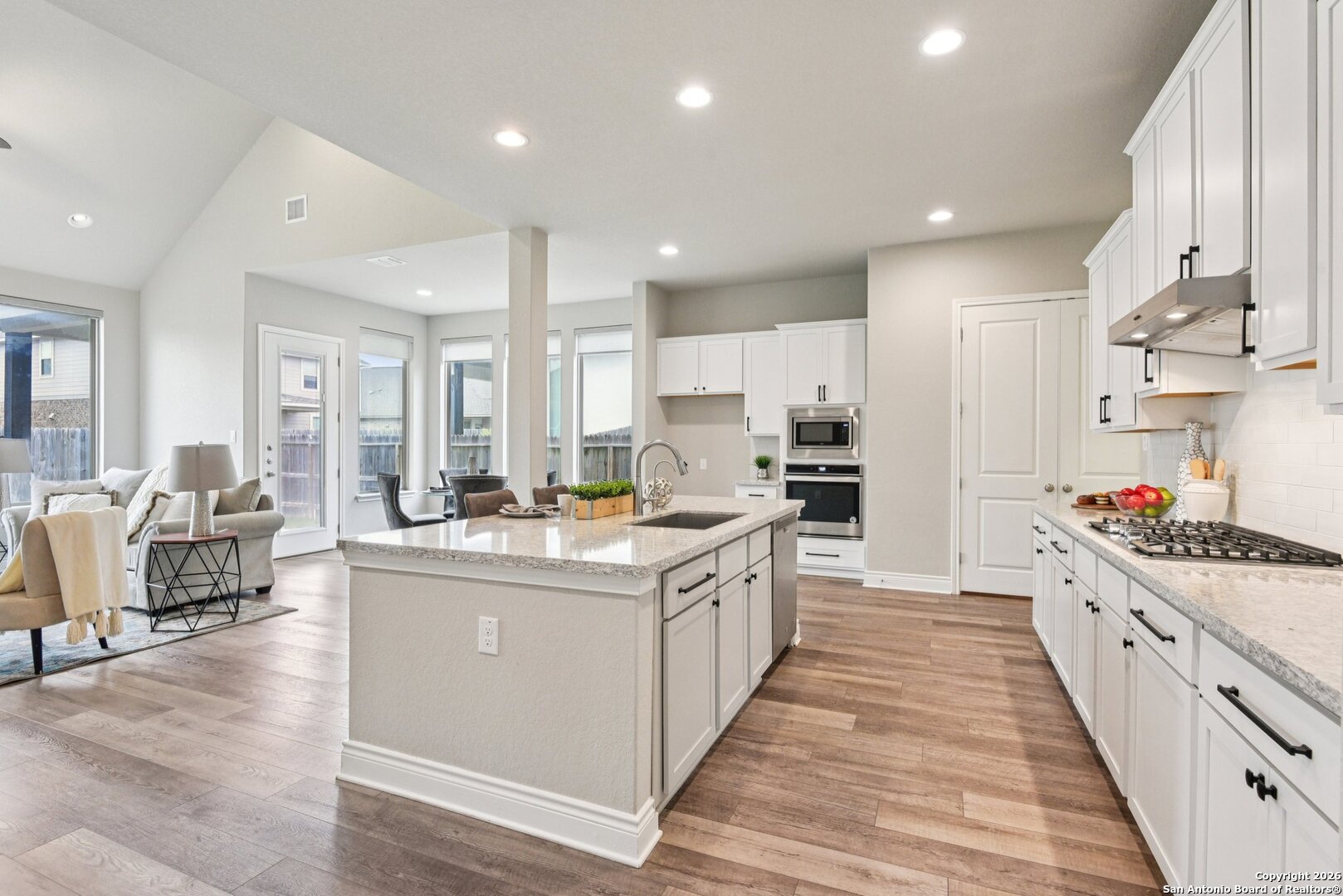 29740 Elkhorn Boerne TX 78015