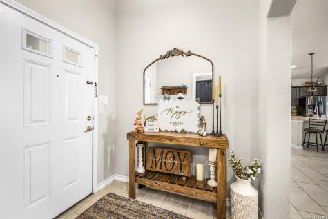 117 Fairway Floresville TX 78114