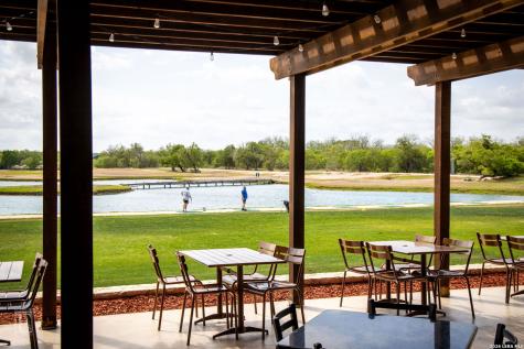 117 Fairway Floresville TX 78114