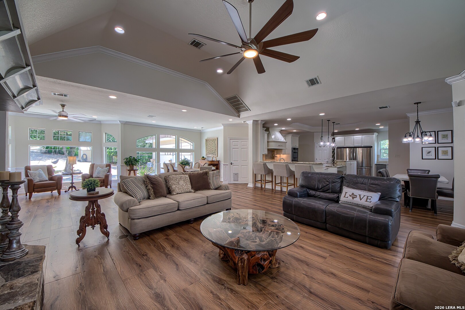 613 N Rolling View San Antonio TX 78253
