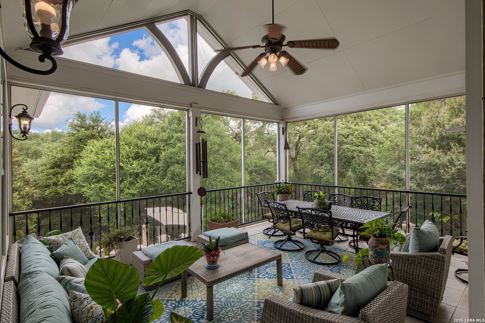 613 N Rolling View San Antonio TX 78253