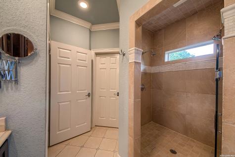 613 N Rolling View San Antonio TX 78253