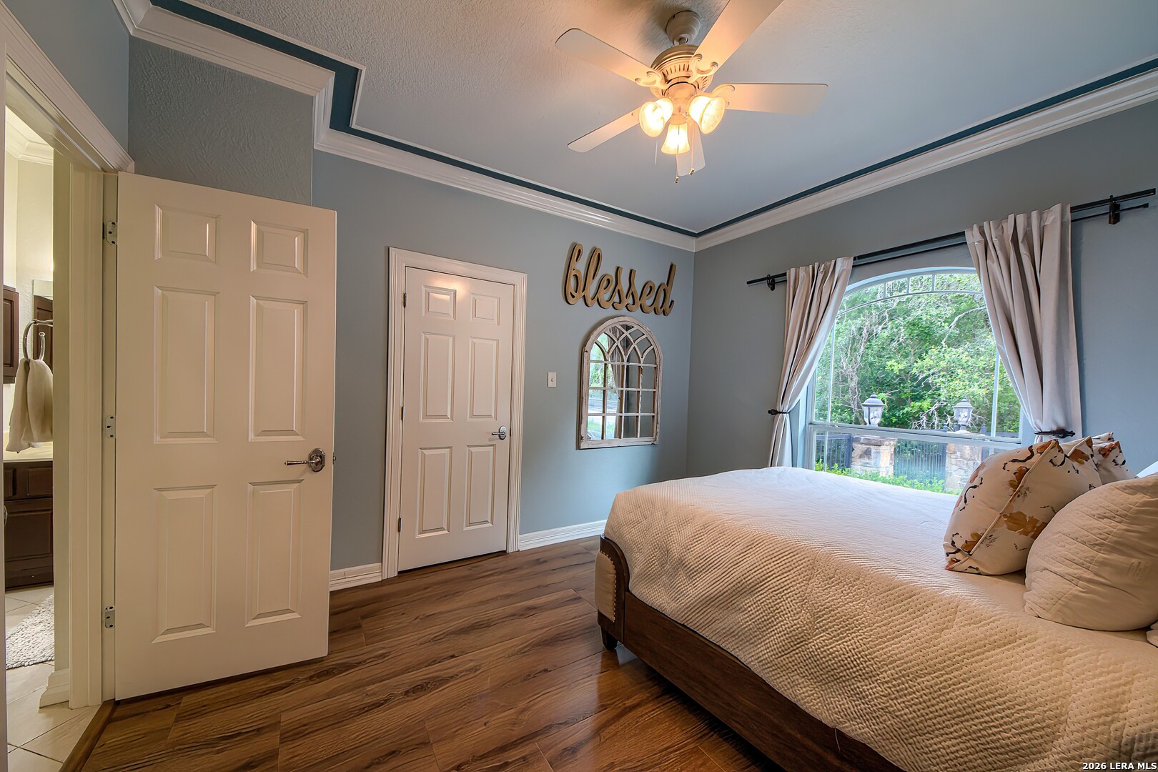 613 N Rolling View San Antonio TX 78253