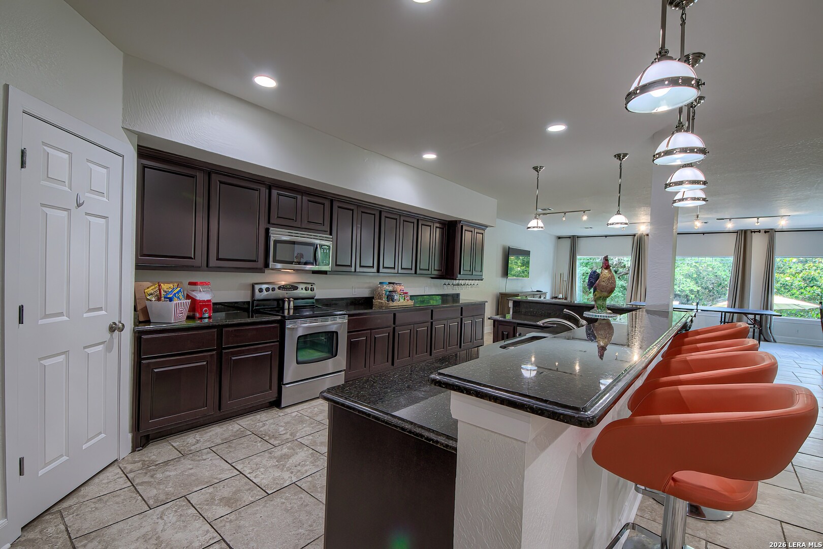613 N Rolling View San Antonio TX 78253