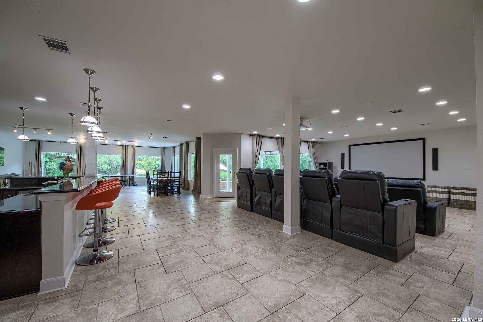 613 N Rolling View San Antonio TX 78253