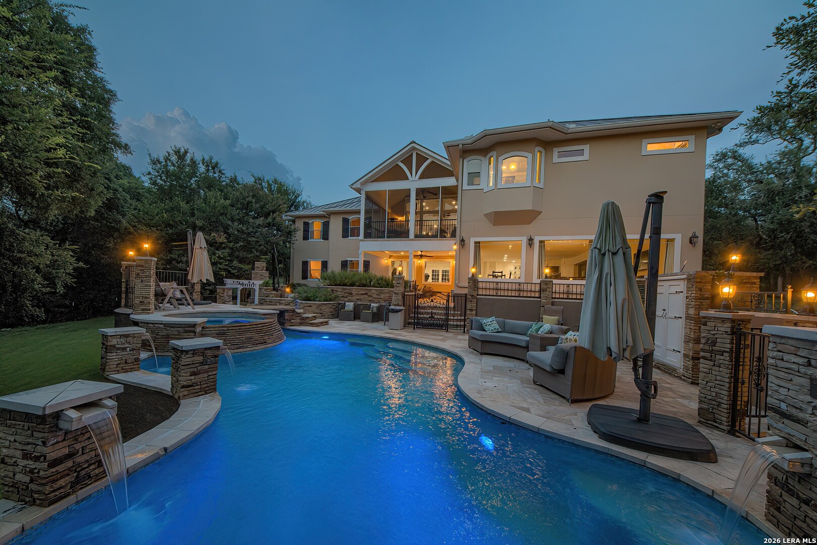 613 N Rolling View San Antonio TX 78253